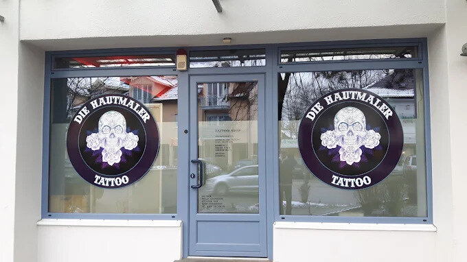 Eingang des Studios Die Hautmaler, Ottostraße 86a, Ottobrunn